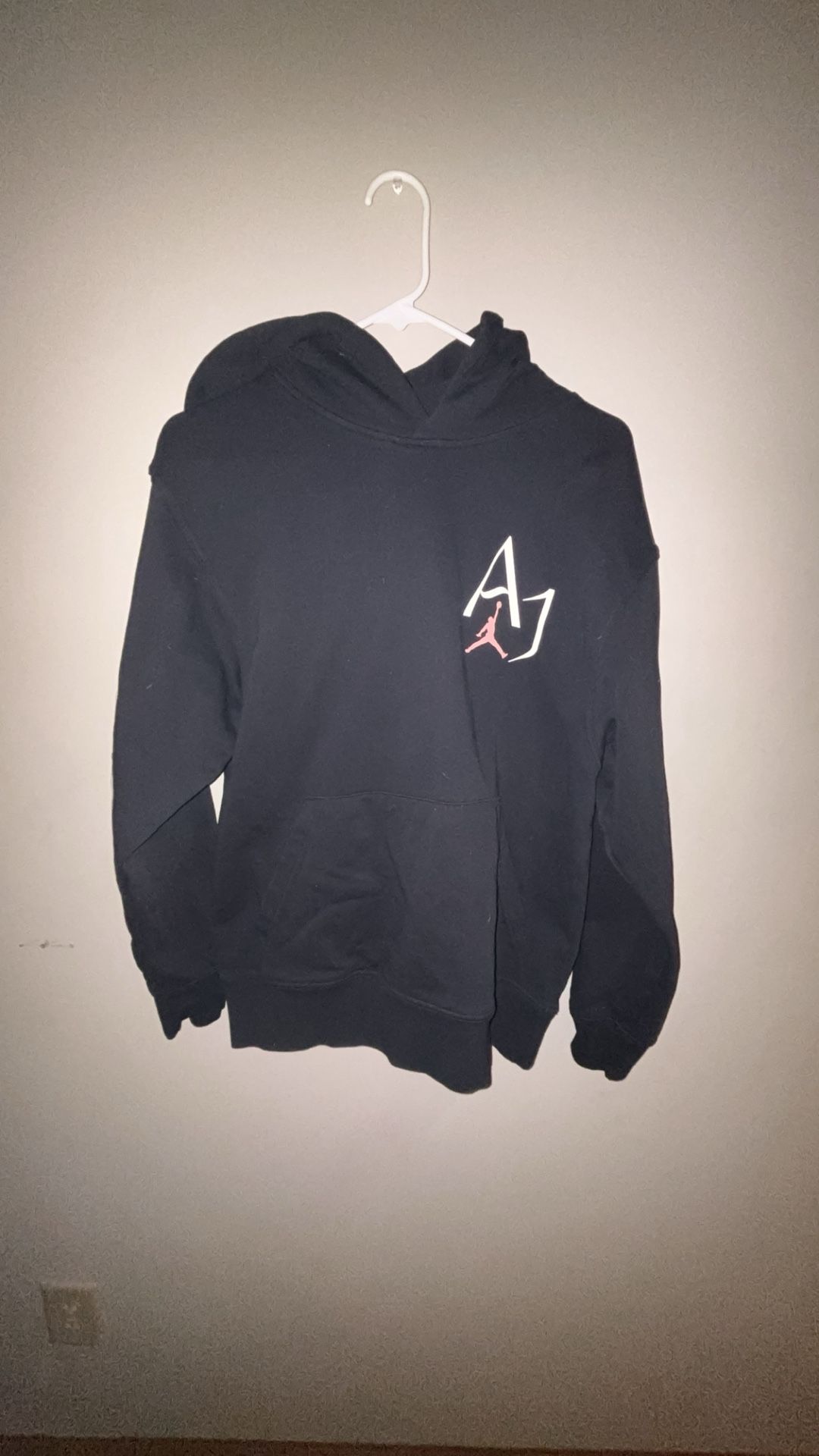 black air jordan hoodie size m in men’s