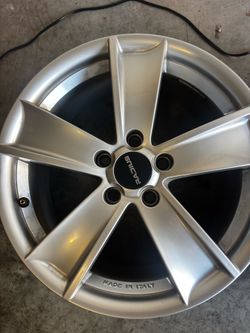7.5 Jx17H2  RADIUS WI02 SILVER WHEEL IN 17