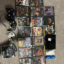 Wii/ GameCube Bundle 