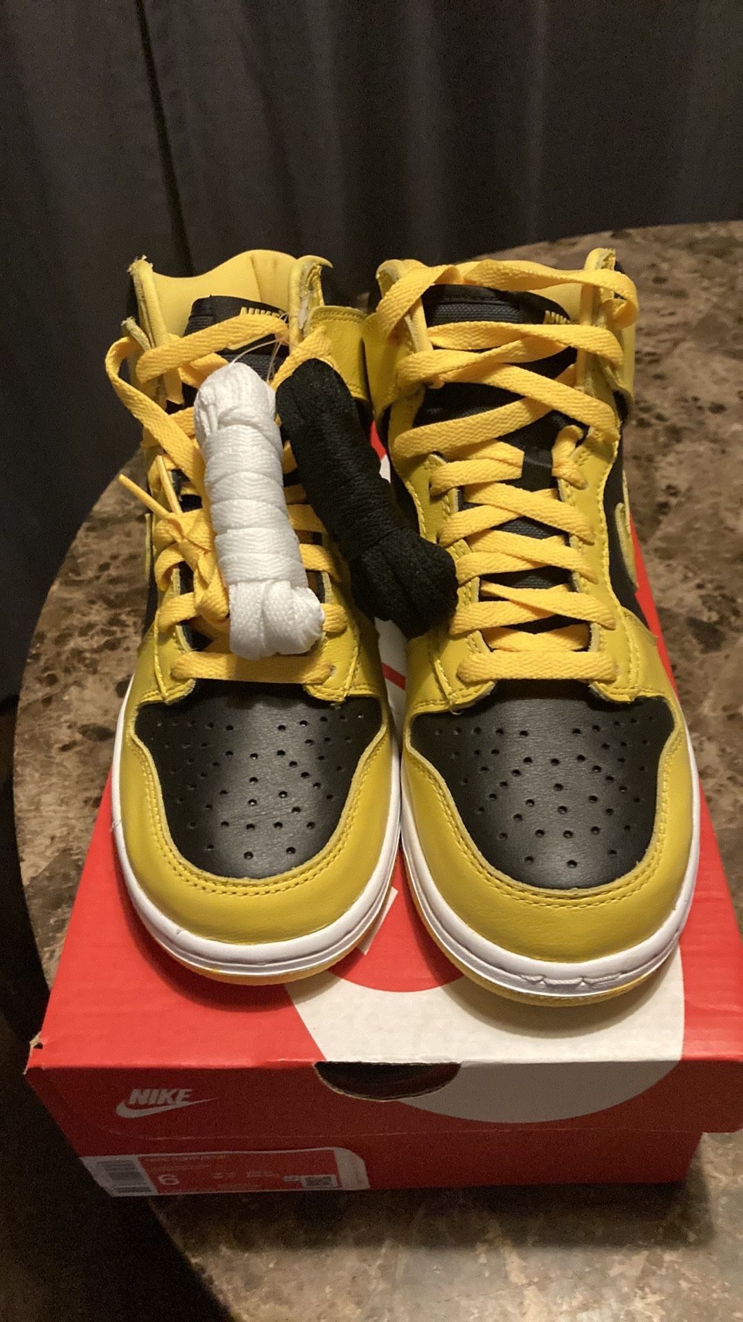 Nike Dunk High Iowa Colorway