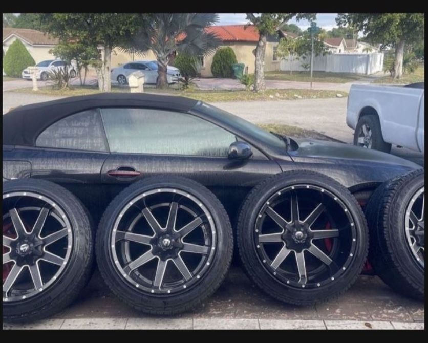 I'm selling 19inch 20 inch 22 inch and 24 inch wheels