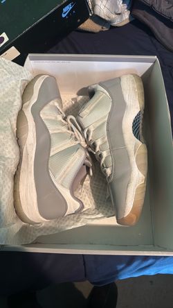 Air Jordan 11 Low