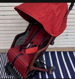 Diono Traverze Compact Stroller in red Linear
