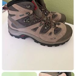 Salomon Hiking Boots Women’s 8.5 (UK 7) Orthorlite