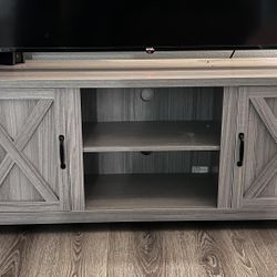 Farmhouse style Tv Stand