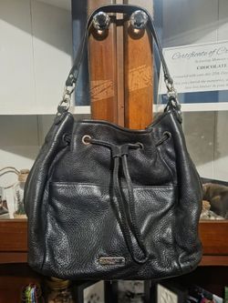 Vintage Coach Avery Black Leather Shoulder Bag