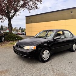2000 Toyota Corolla