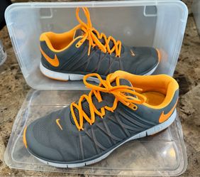 Nike - Gray & Orange - Size 10