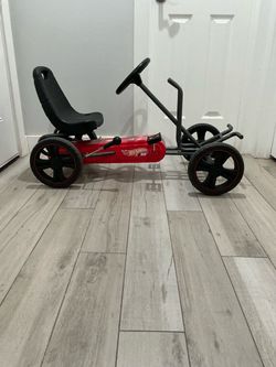 Hot Wheels Kids Pedal Go-Kart