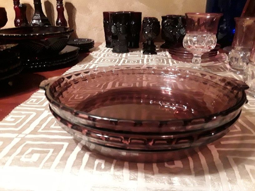 2 Vintage Pyrex Purple /Cranberry Glass Pie Dish