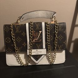 Louis Vuitton Hang Bag 