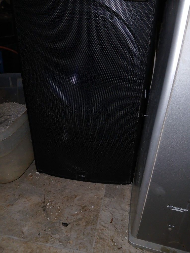 Canton Power Sub Woofer