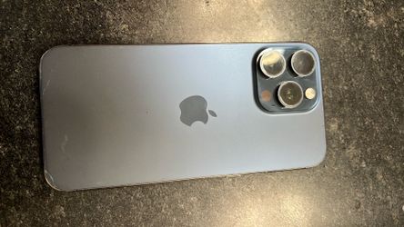 iPhone 15 PRO MAX (good condition) blue