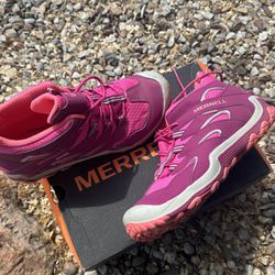 Merrell Women’s Hiking Boots / Shoes 