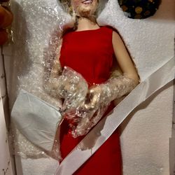 Vintage Princess Diana porclin doll in Red mini dress with the purse inbox and certificate