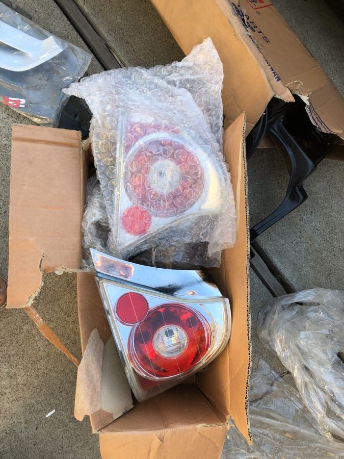01-03 Honda Civic tail lights