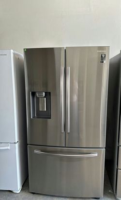 Samsung 3-Door Refrigerator (French Door Fridge) Stainless Steel - French Door Ice Maker