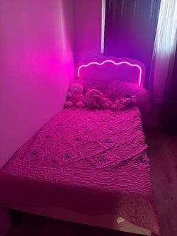 Twin size bed with mattress