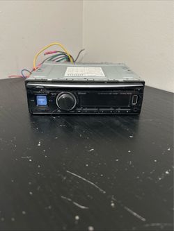 Alpine CDE-143BT radio CD player