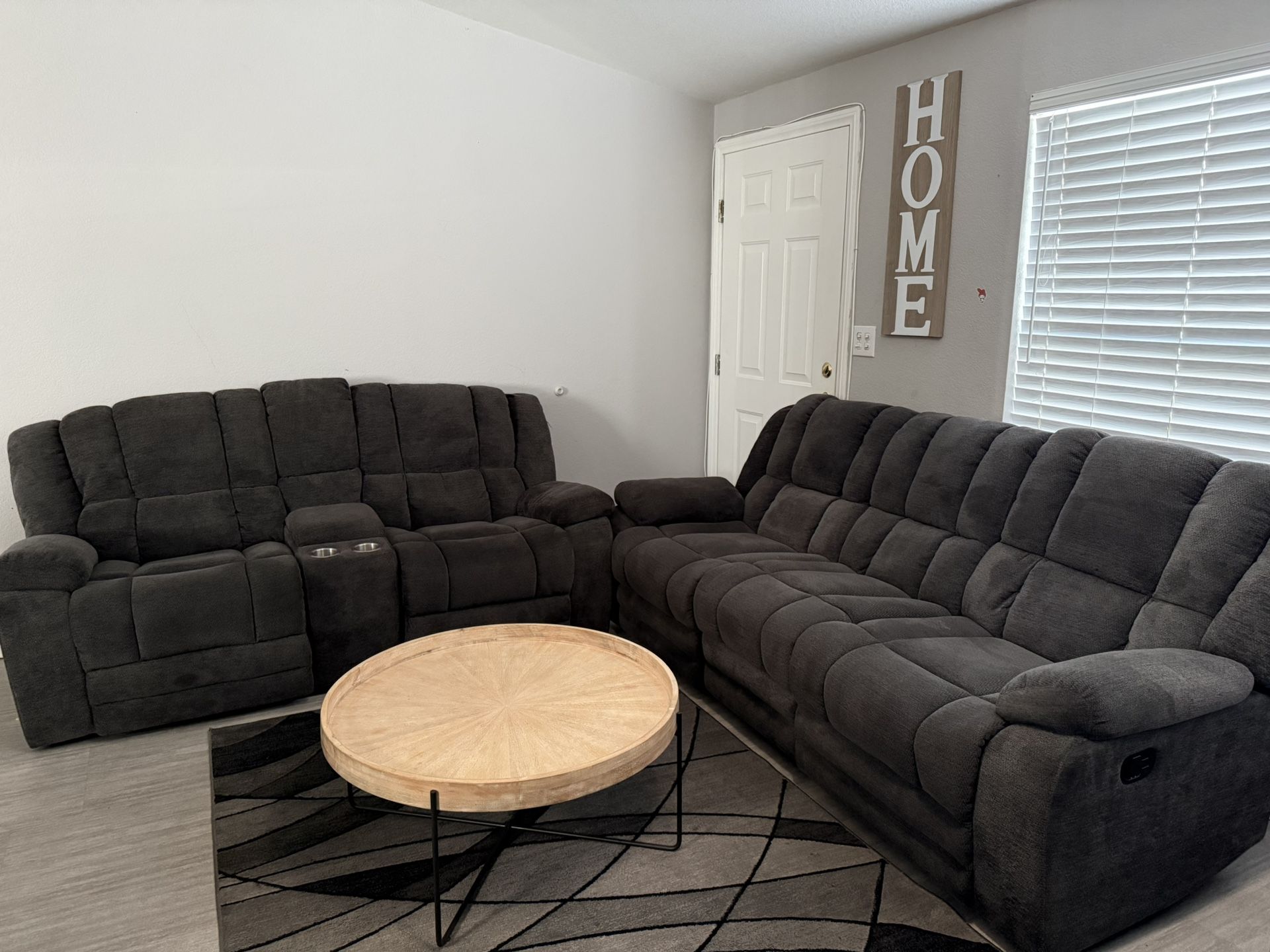Sala Gris Con Cuatro Reclinables