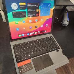 Apple iPad Pro 12.9in (6th Gen) 512GB Storage 