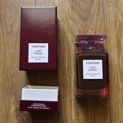 TOM FORD - Lost Cherry