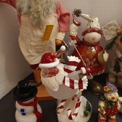 Assorted selection of unique Christmas figures. Various sizes. Great buy 