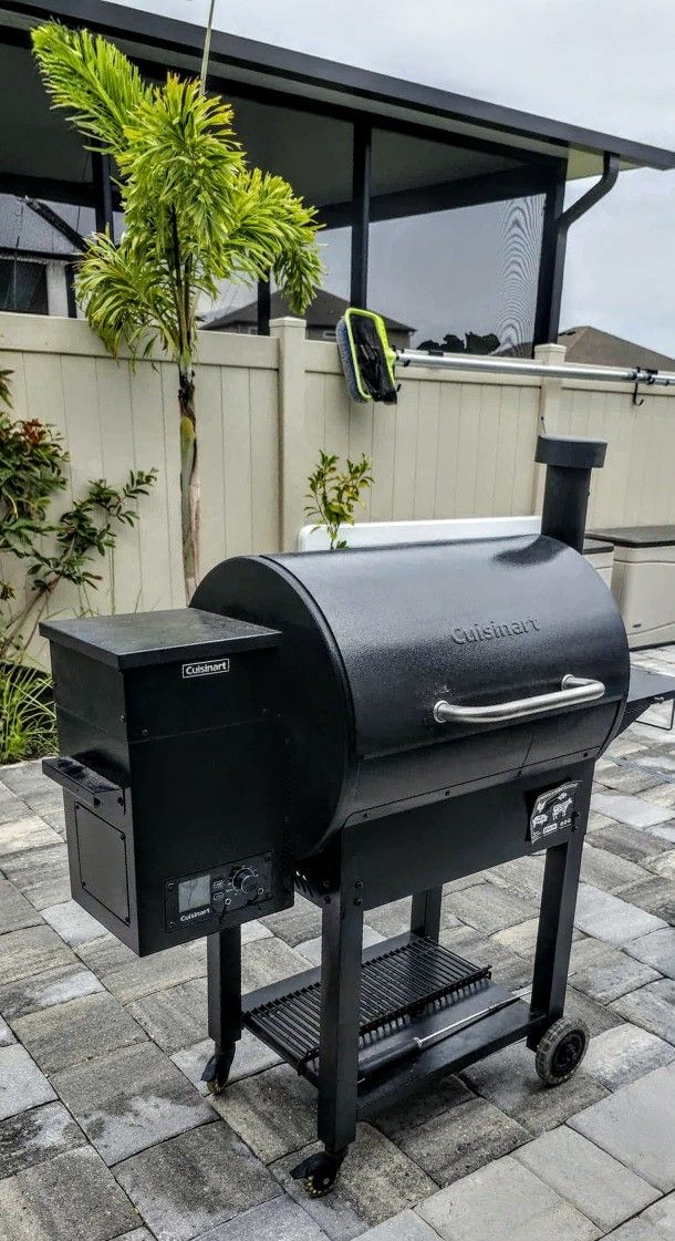 🔥 For Sale: Cuisinart Deluxe Wood Pellet Grill and Smoker