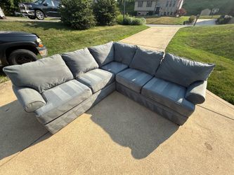 Sectional Couch Sofa In Great Condition FREE DELIVERY