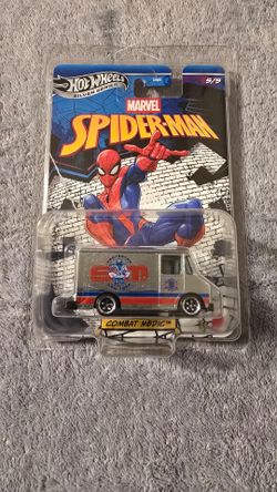 Hotwheels- Spiderman - Combat Medic van
