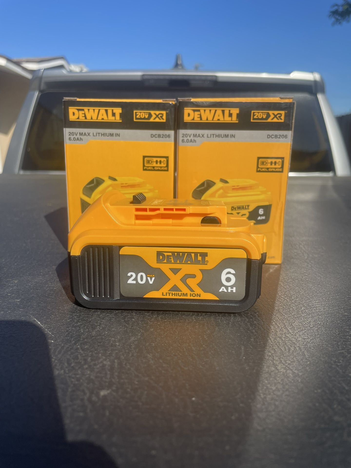 Dewalt Battery