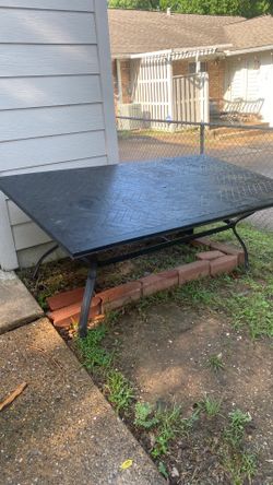 $20 Meta patio table