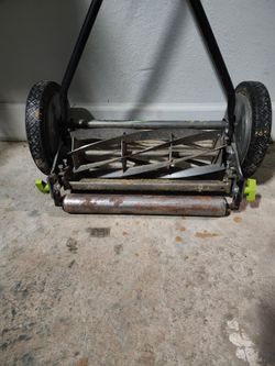 Earthwise 16in 7 blade reel mower