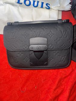 Louis Vuitton men’s cross body bag