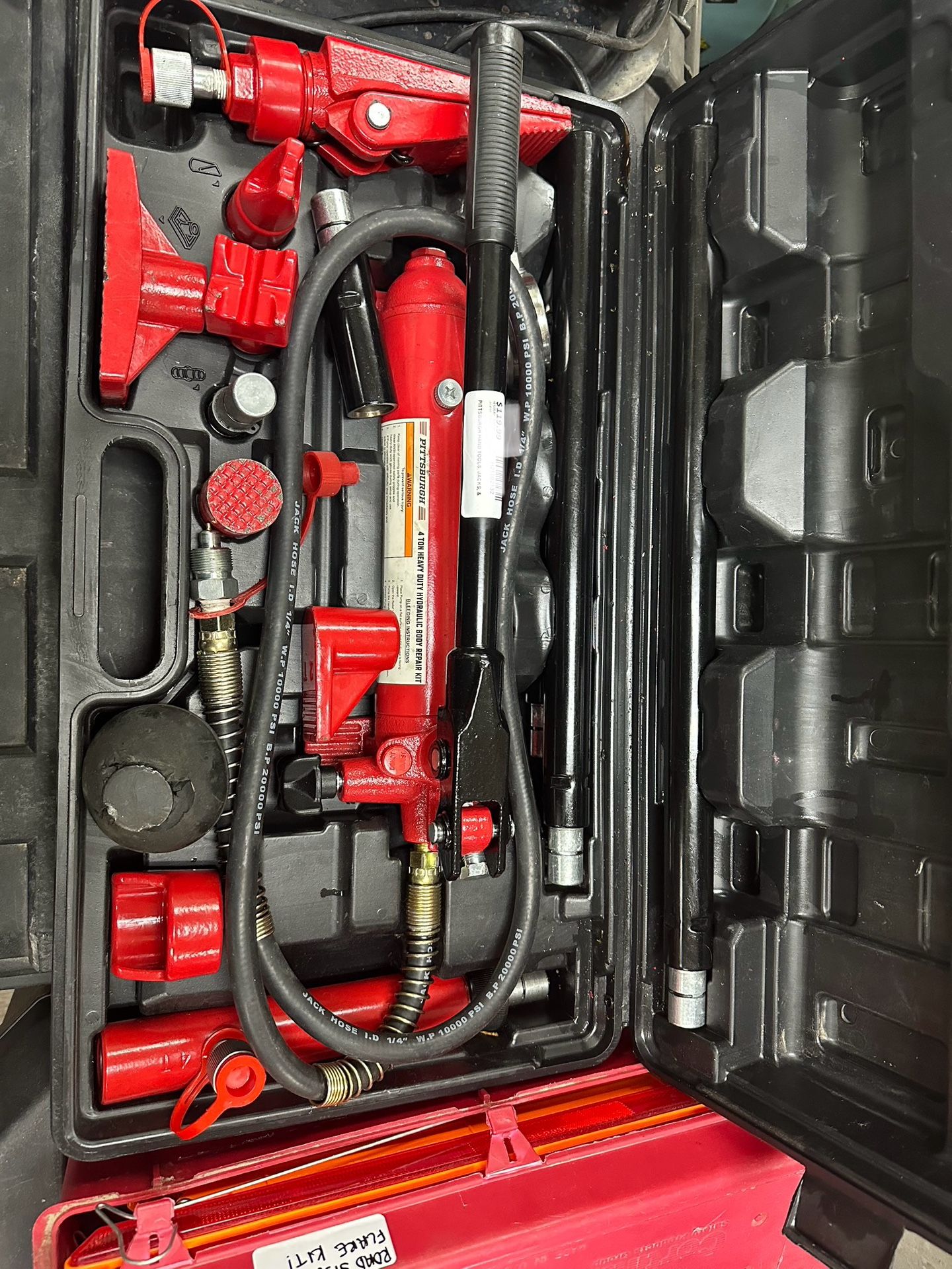 PITTSBURGH 4 Ton Portable Hydraulic Equipment Kit