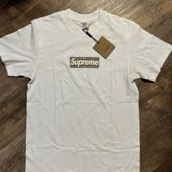 Supreme X Burberry White New Size S,M,XL