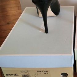 Michael Kors Black Leather Heels 