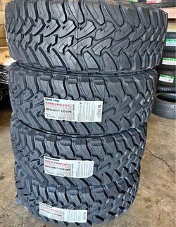 Toyo open country MT 35/12/50R17LT