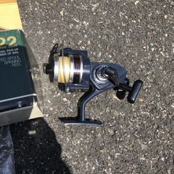 Vintage Ryobi AX122 Spinning Reel In Box for Sale in Somerset, NJ