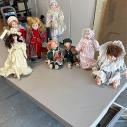 Porcelain Dolls 
