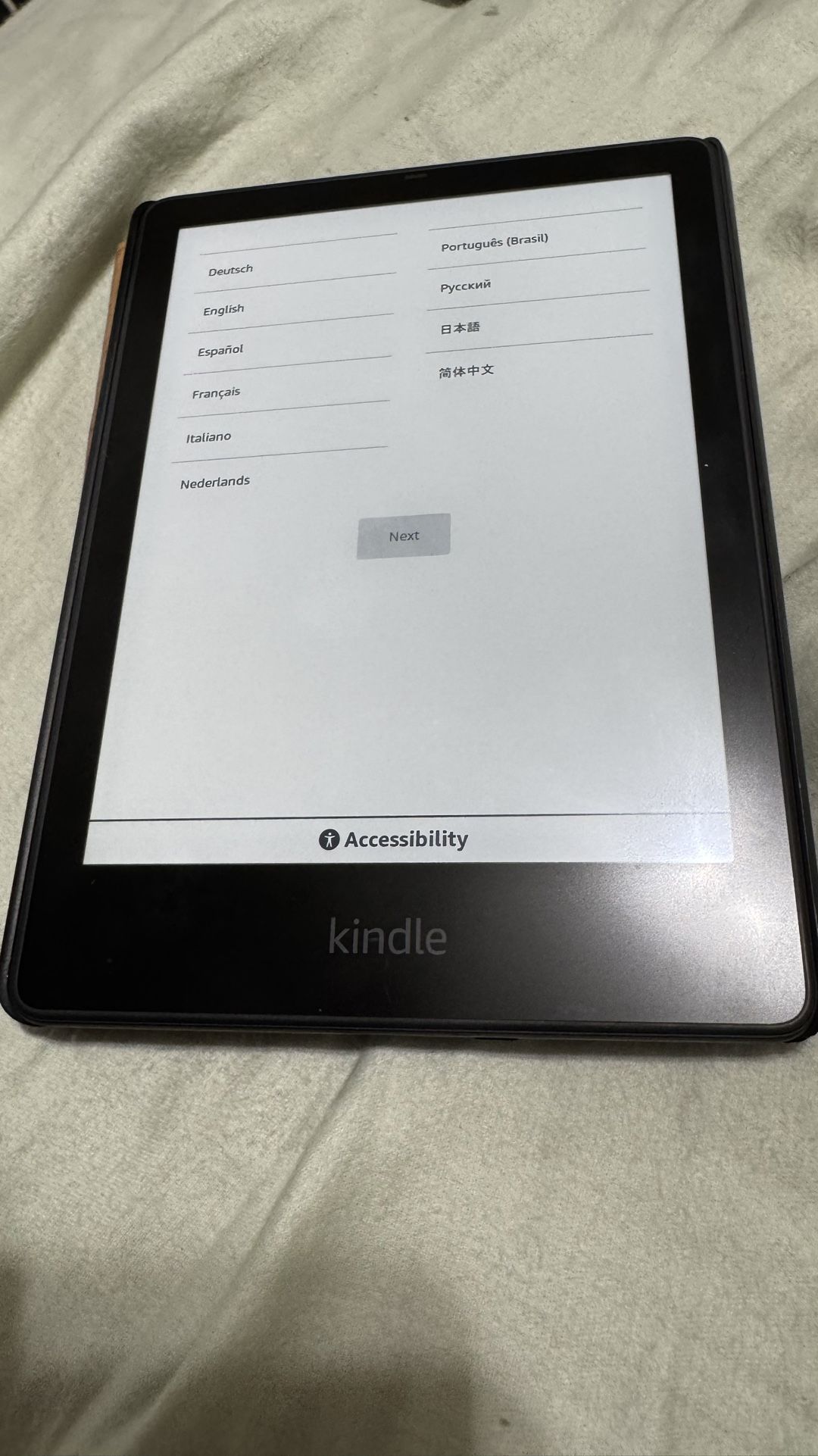 Kindle 11th Gen with case