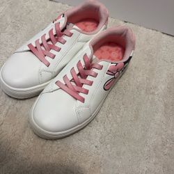 Kids Minnie Mouse Shoes