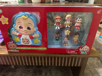 JJ and friends carry along figure case