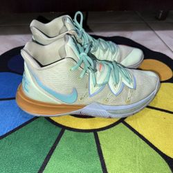 Kyrie 5 Squidward Size 9