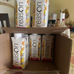 Proteins Tree Flavor Chocolate Vanilla Strawberry 