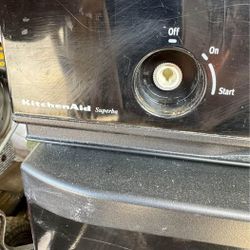 Kitchen Aide Trash Compactor