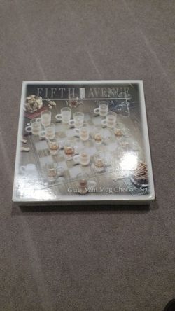 Mini Glass Checkers Set Drinking Game New