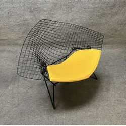 Vintage Mid Century Modern Large Diamond Chair by Harry Bertoia for Knoll Eames