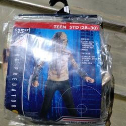 Predator costume (teen standard 28-30)
Brand new. Sealed. Teenager size. Halloween costume