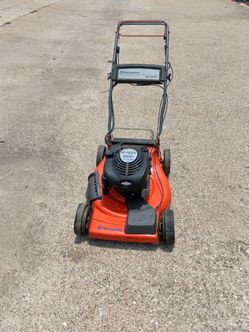 Lawnmower Husqvarna self propelled 22 inch